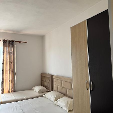 Guesthouse Cami Durres Luaran gambar