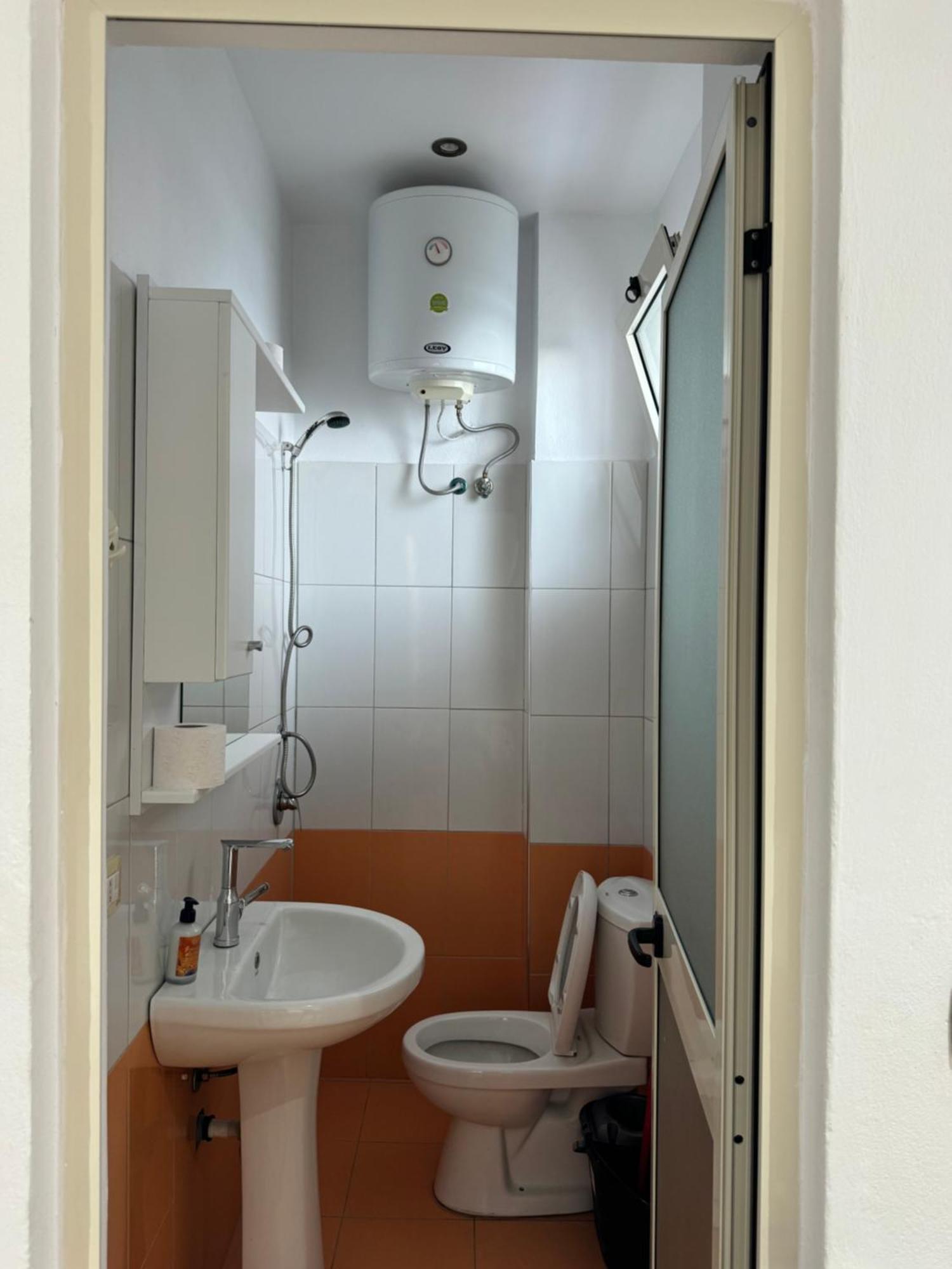 Guesthouse Cami Durres Luaran gambar